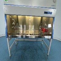 Thermo 1300 Series A2 6' Biosafety Cabinet image 3